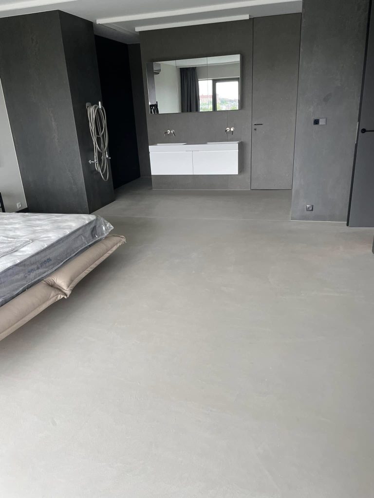 Cena mikrocementu na podłodze